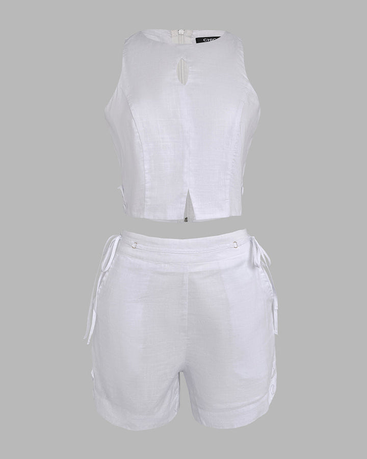 2 Pieces Outfit Button Decor Sleeveless Hollow-out Front Zipper Back Crop Top and Casual Elastic Back Waist Tie Side Shorts Set
